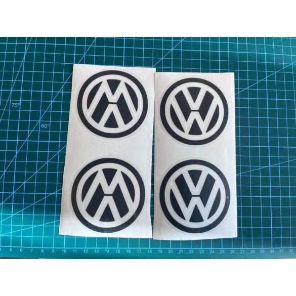 Volkwagen logo 4db autósmatrica (fekete, 7cm/db)